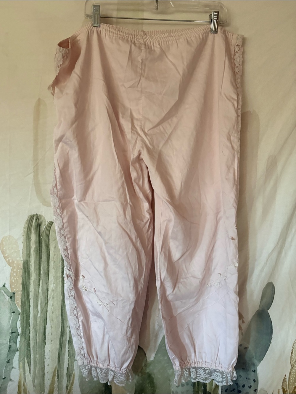 Vintage Cinzia Pink Ruffle Lace Bloomers 🌵